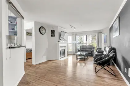 219 7151 121 Street, Surrey, BC, Surrey — Apartment/Condo for sale