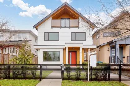 8058 Haig Street, Vancouver, BC, Vancouver — Half Duplex for sale