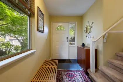 807 Roche Point Drive, North Vancouver, BC, North vancouver — Townhouse for sale