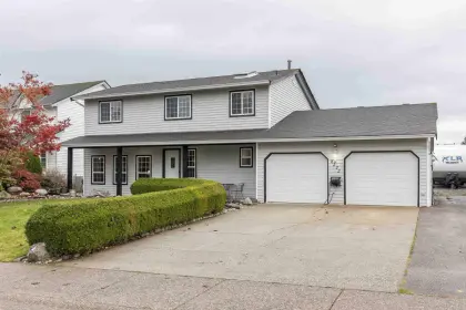 8272 Miller Crescent, Mission, BC, Mission — Single Family Residence for sale
