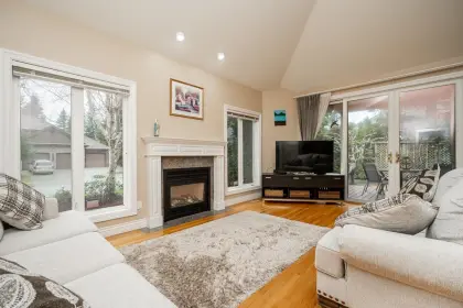 2305 139a Street, Surrey, BC, Surrey — Single Family Residence for sale