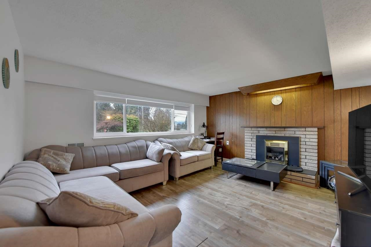 Basement Recreation Room Photo of 11140 Partridge Crescent, Surrey, BC