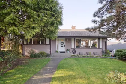 9081 Wilberforce Street, Burnaby, BC, Burnaby — Single Family Residence for sale