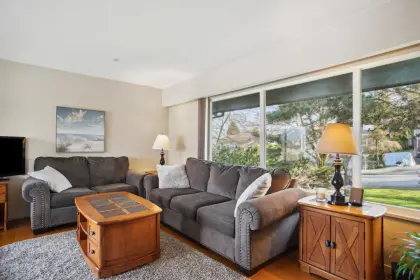 9081 Wilberforce Street, Burnaby, BC, Burnaby — Single Family Residence for sale
