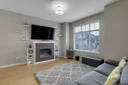 68 19480 66 Avenue, Surrey, BC, Surrey — Townhouse for sale