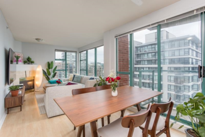 3204 939 Homer Street, Vancouver, BC, Vancouver — Apartment/Condo for sale