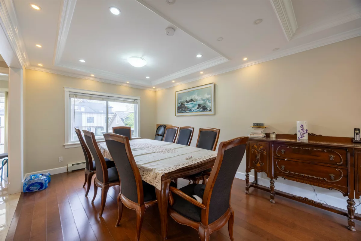 Guest Bathroom Photo of 915 W 33rd Avenue, Vancouver, BC