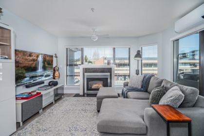 305 15241 18 Avenue, Surrey, BC, Surrey — Apartment/Condo for sale