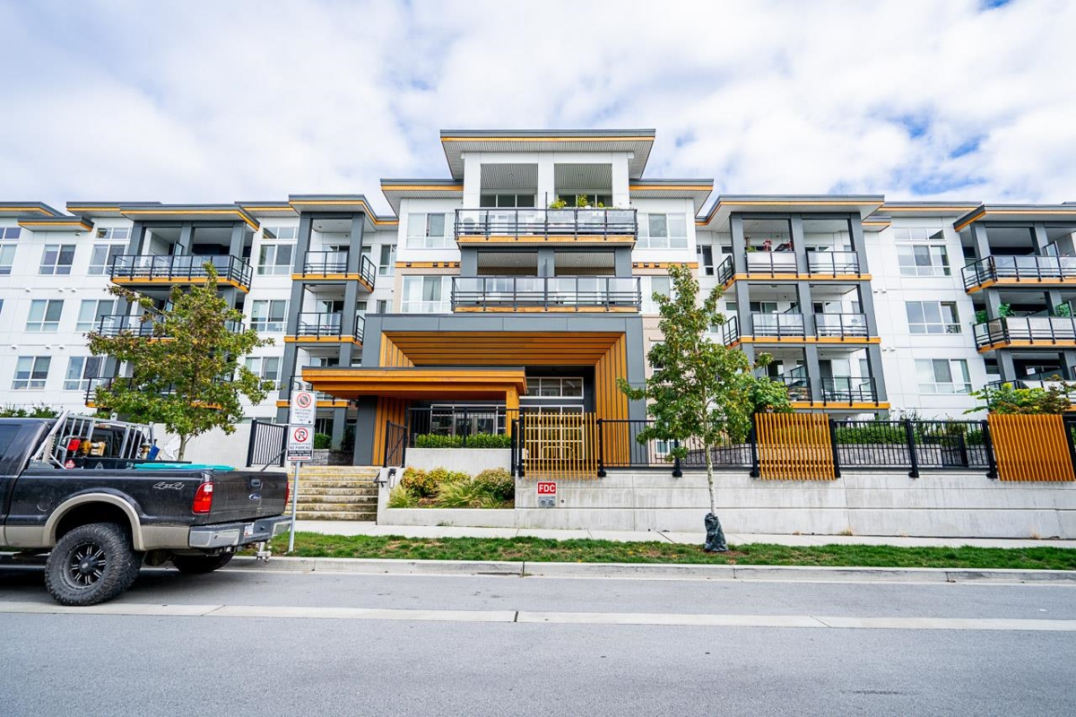 Exterior Front Photo of 309 1792 Starling Drive, Tsawwassen, BC