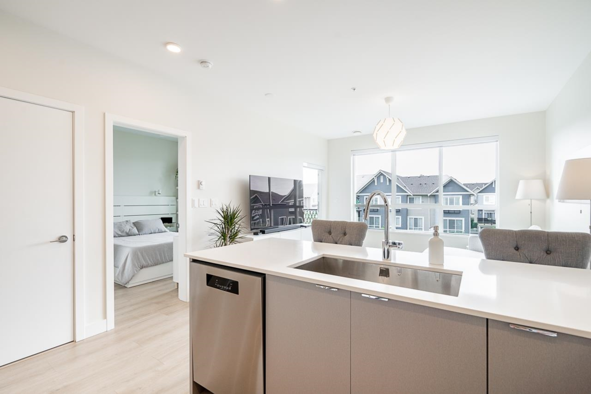 Family Room Photo of 309 1792 Starling Drive, Tsawwassen, BC