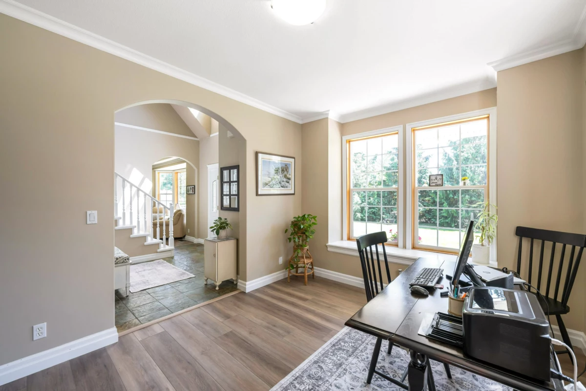 Entry Foyer Photo of 25219 60 Avenue, Langley, BC