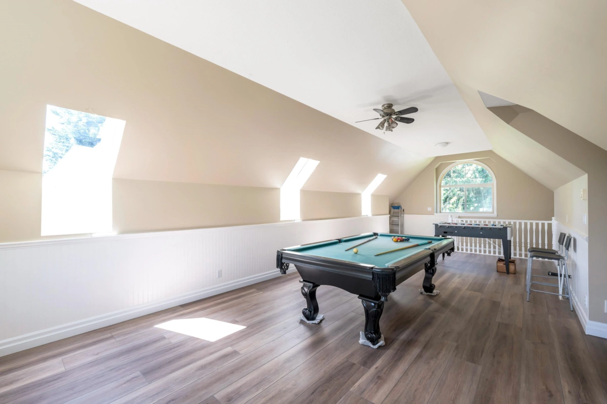 Hot Tub / Spa Photo of 25219 60 Avenue, Langley, BC