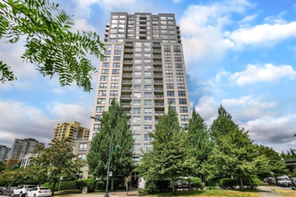 317 3663 Crowley Drive, Vancouver, BC, Vancouver — Apartment/Condo for sale