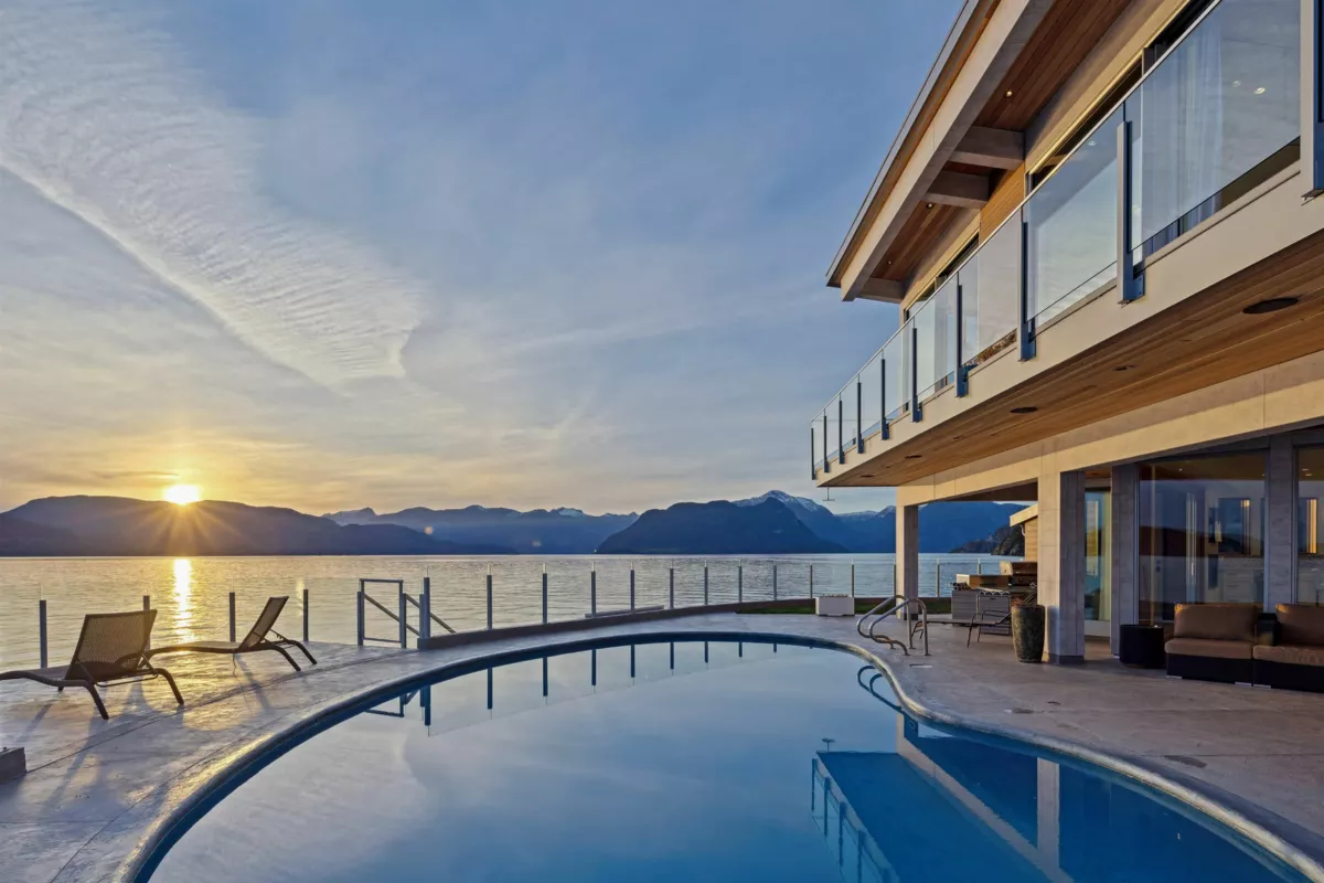 Backyard Photo of 15 Brunswick Beach Road, Lions Bay, BC