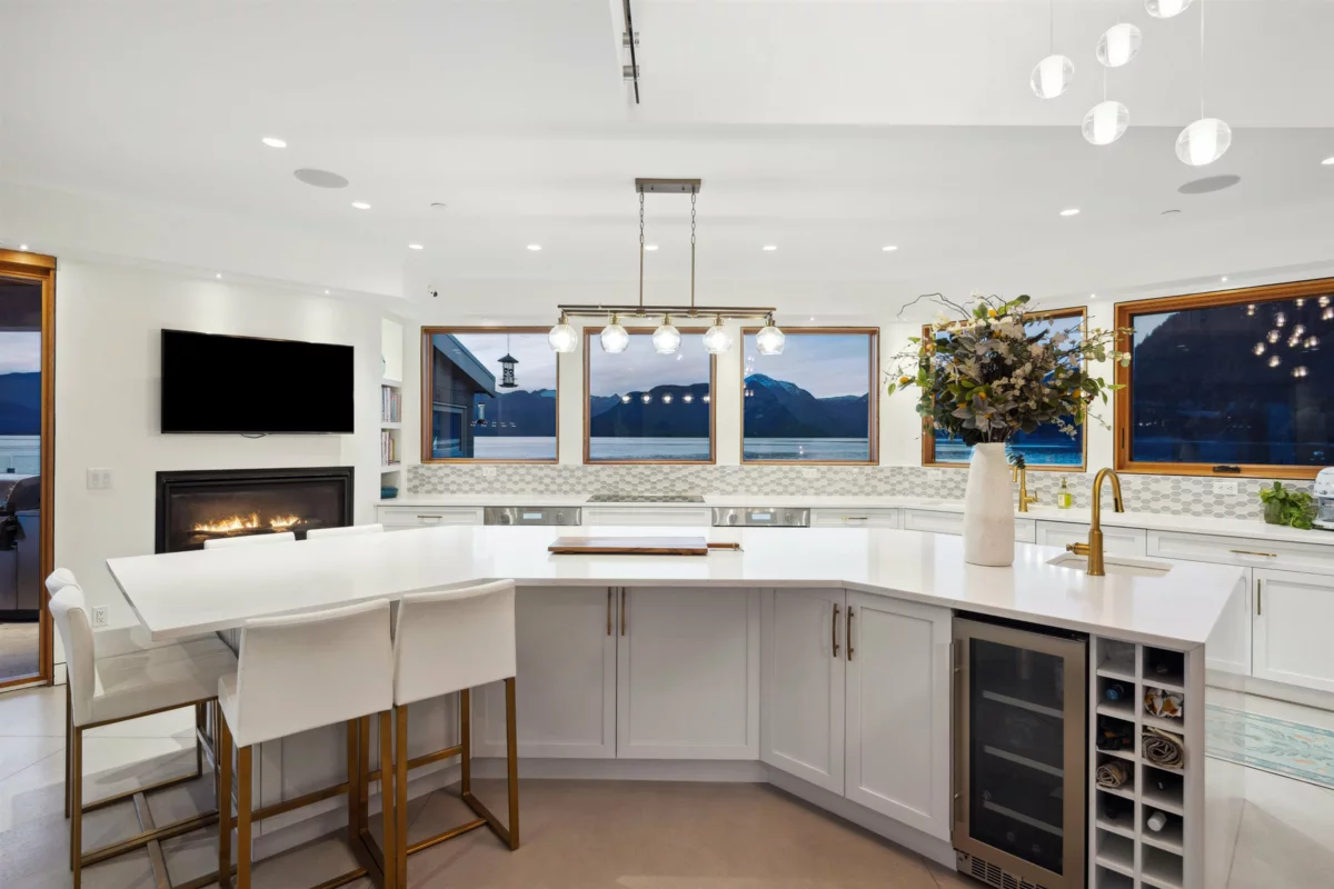 Bedroom 3 Photo of 15 Brunswick Beach Road, Lions Bay, BC