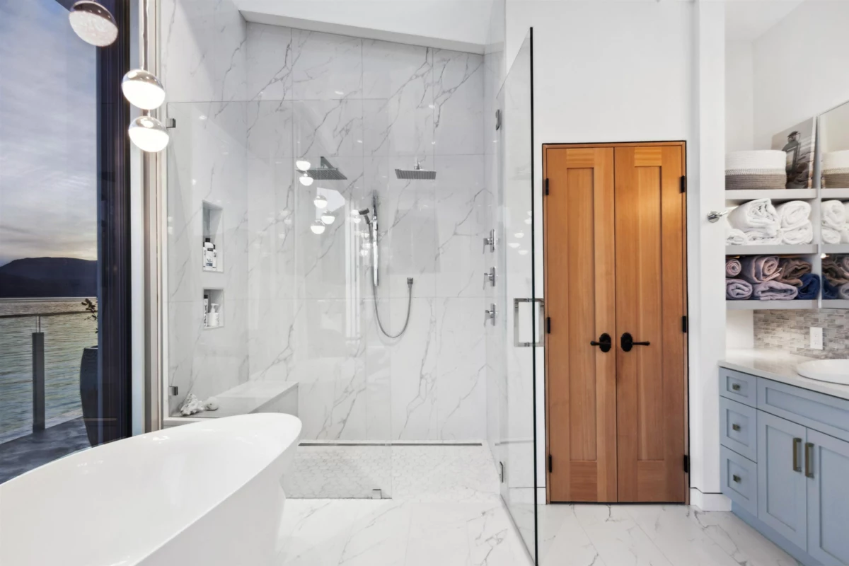 Laundry Room Photo of 15 Brunswick Beach Road, Lions Bay, BC