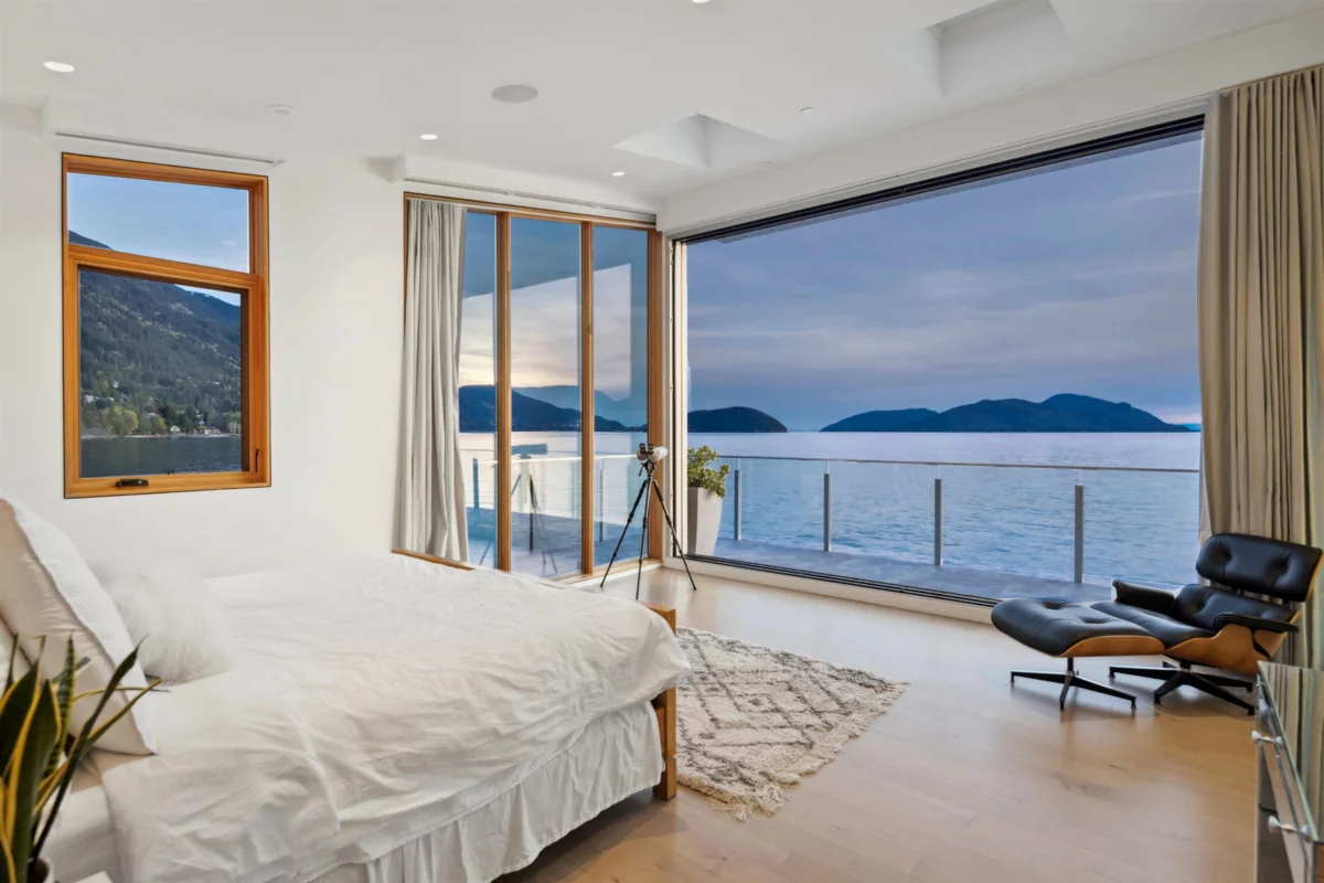 Office / Den Photo of 15 Brunswick Beach Road, Lions Bay, BC