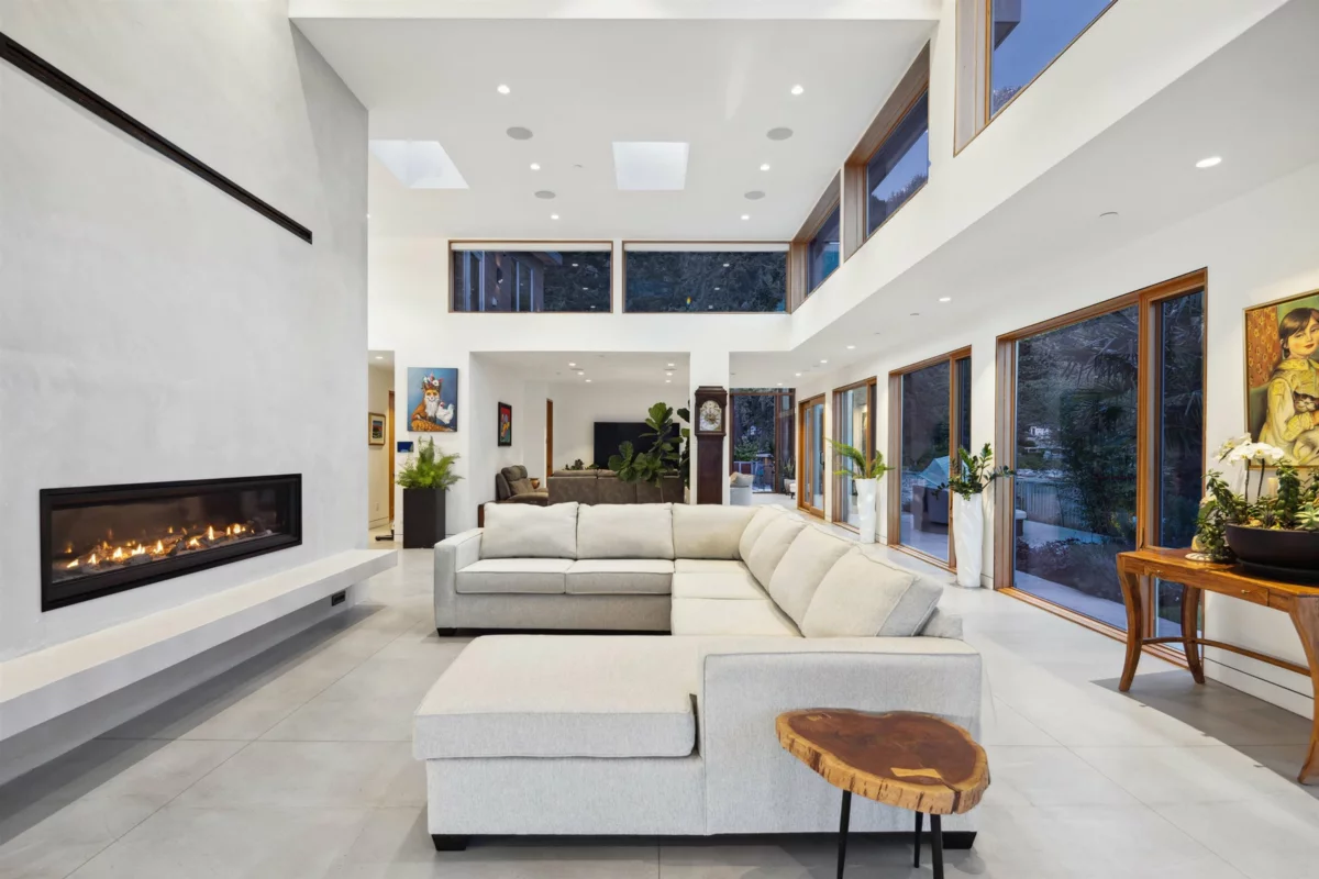 Primary Bedroom Photo of 15 Brunswick Beach Road, Lions Bay, BC