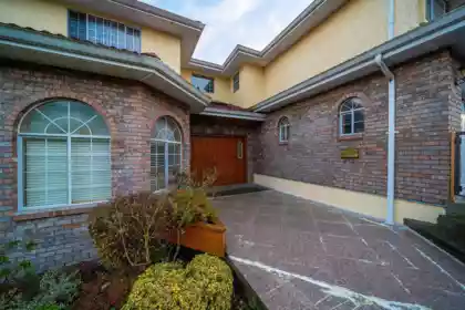 8030 11th Avenue, Burnaby, BC, Burnaby — Single Family Residence for sale