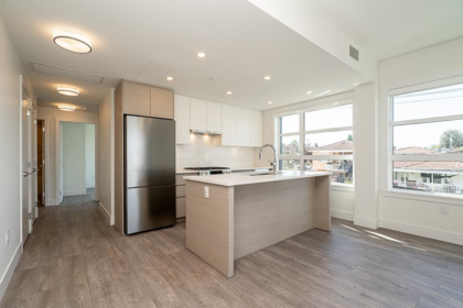 313 4788 Hastings Street, Burnaby, BC, Burnaby — Apartment/Condo for sale