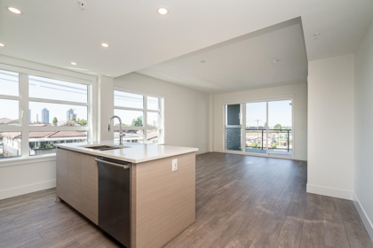 313 4788 Hastings Street, Burnaby, BC, Burnaby — Apartment/Condo for sale