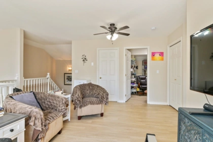 Office / Den Photo of 7 13911 16 Avenue, Surrey, BC