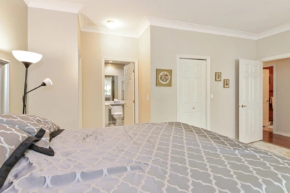 Walk-In Closet Photo of 7 13911 16 Avenue, Surrey, BC