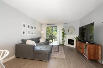 207 9202 Horne Street, Burnaby, BC, Burnaby — Apartment/Condo for sale