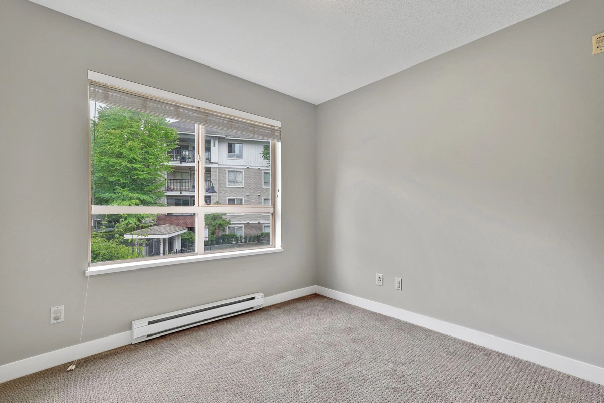 Laundry Room Photo of D210 8929 202 Street, Langley, BC