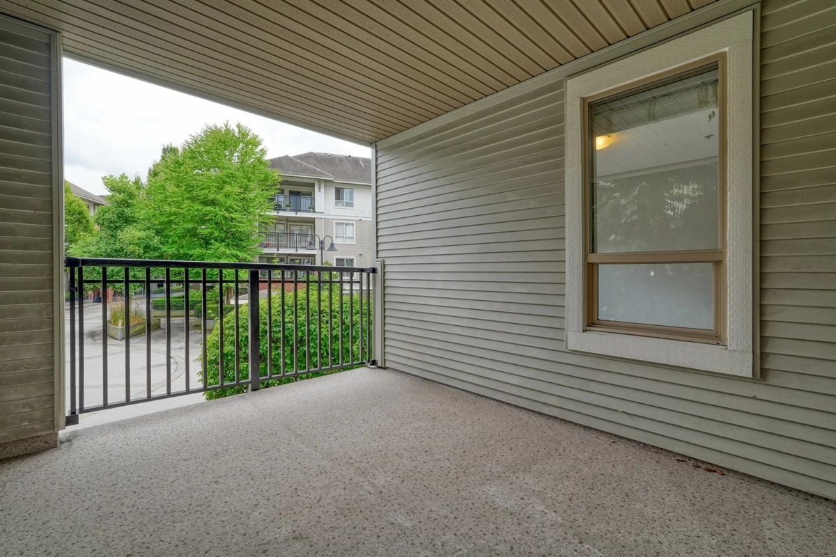 Primary Bathroom Photo of D210 8929 202 Street, Langley, BC