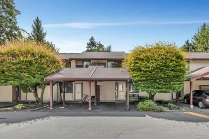 32 13990 74 Avenue, Surrey, BC, Surrey — Townhouse for sale