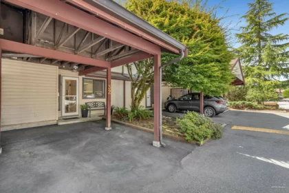 32 13990 74 Avenue, Surrey, BC, Surrey — Townhouse for sale