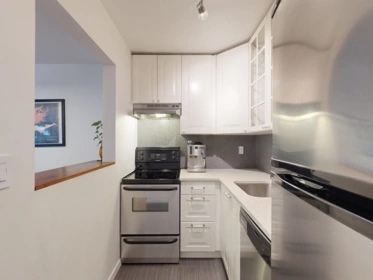 208 2173 W 6th Avenue, Vancouver, BC, Vancouver — Apartment/Condo for sale