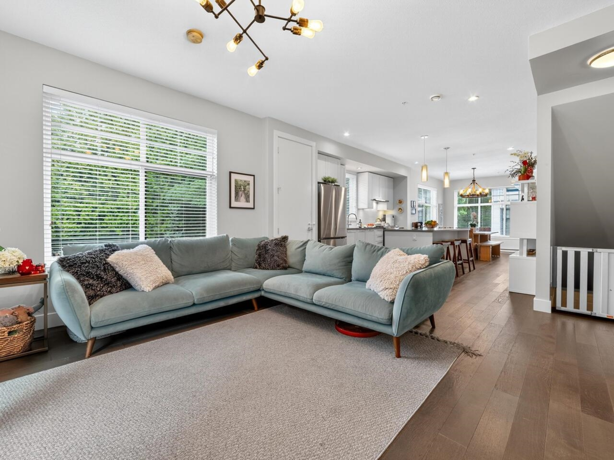 Pantry Photo of 6 5068 Savile Row, Burnaby, BC