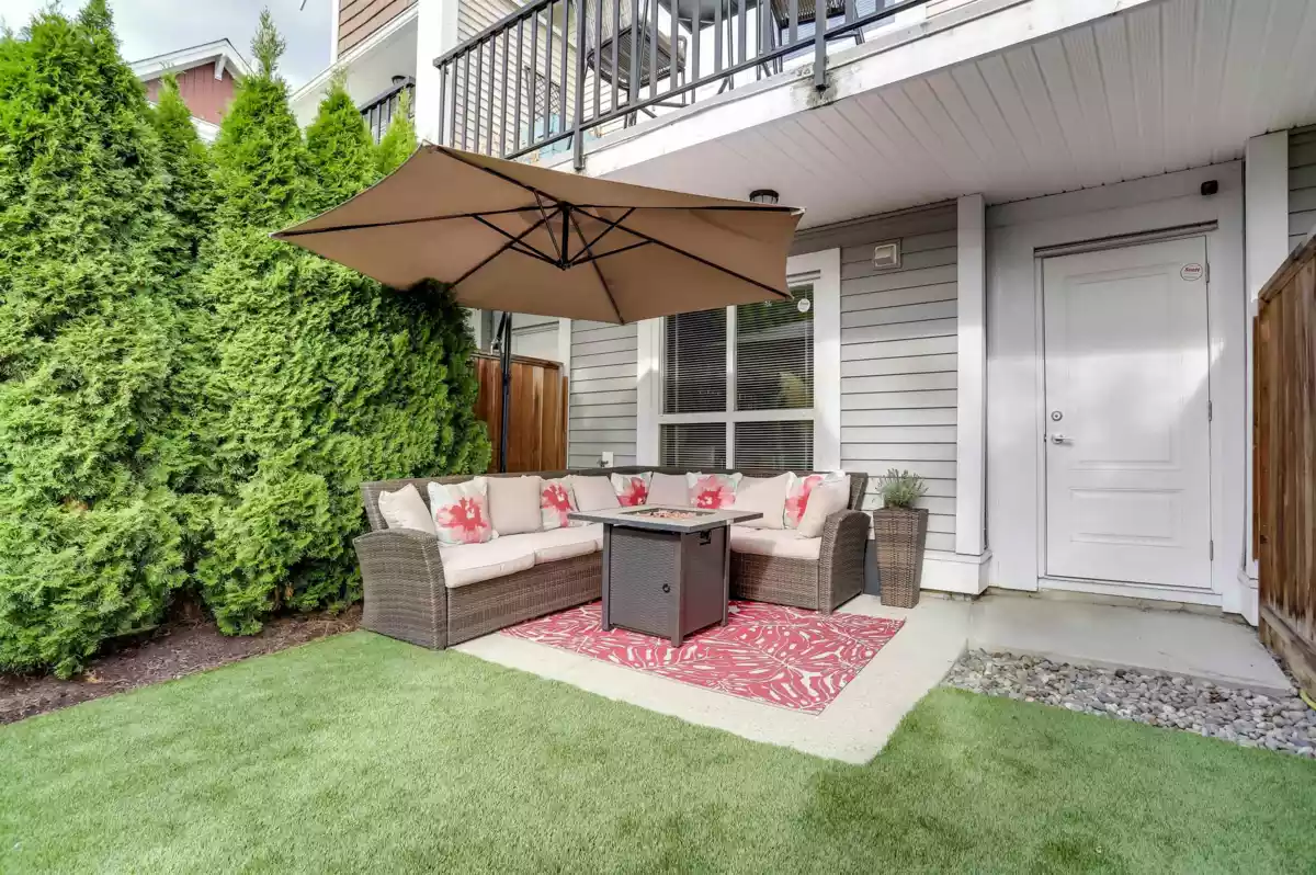 Staircase Photo of 17 7298 199a Street, Langley, BC