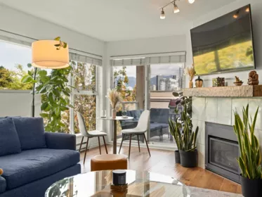 105 933 W 8th Avenue, Vancouver, BC, Vancouver — Townhouse for sale