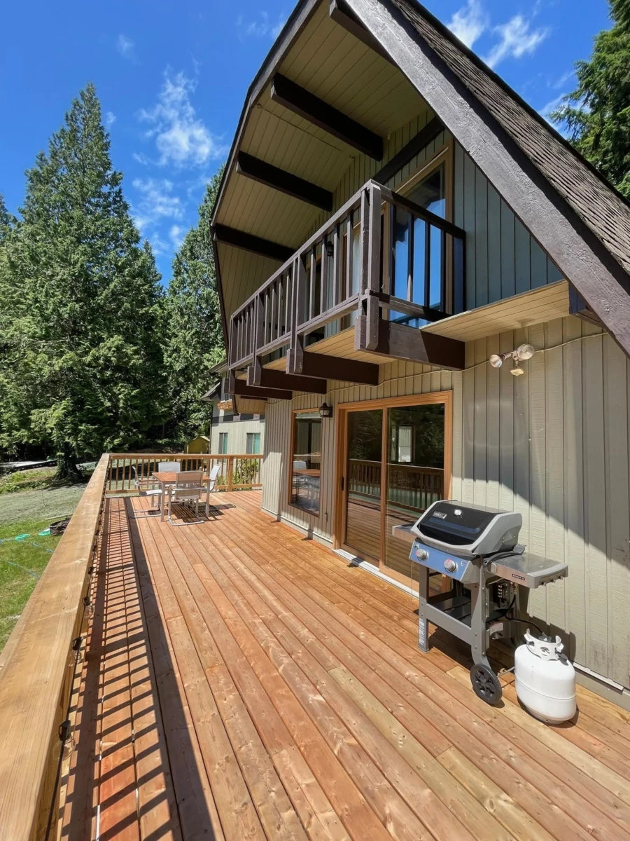 Loft / Bonus Room Photo of 2617 Sunshine Coast Highway, Roberts Creek, BC