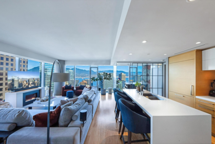 3202 667 Howe Street, Vancouver, BC, Vancouver — Apartment/Condo for sale