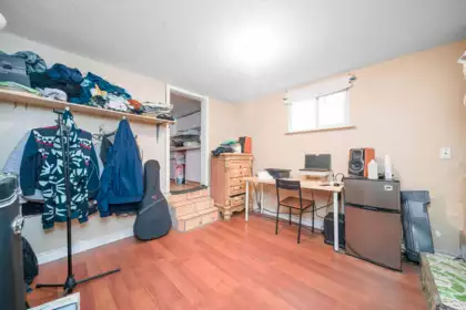 Breakfast Nook Photo of 4940 Killarney Street, Vancouver, BC