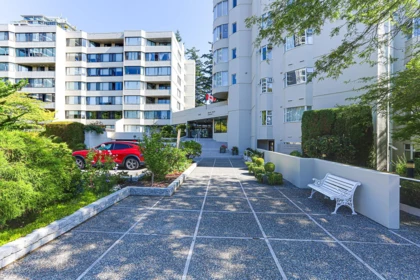 302 1442 Foster Street, White Rock, BC, White Rock — Apartment/Condo for sale