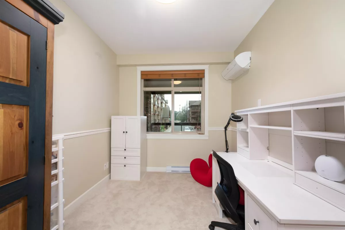 Staircase Photo of 282 8288 207a Street, Langley, BC