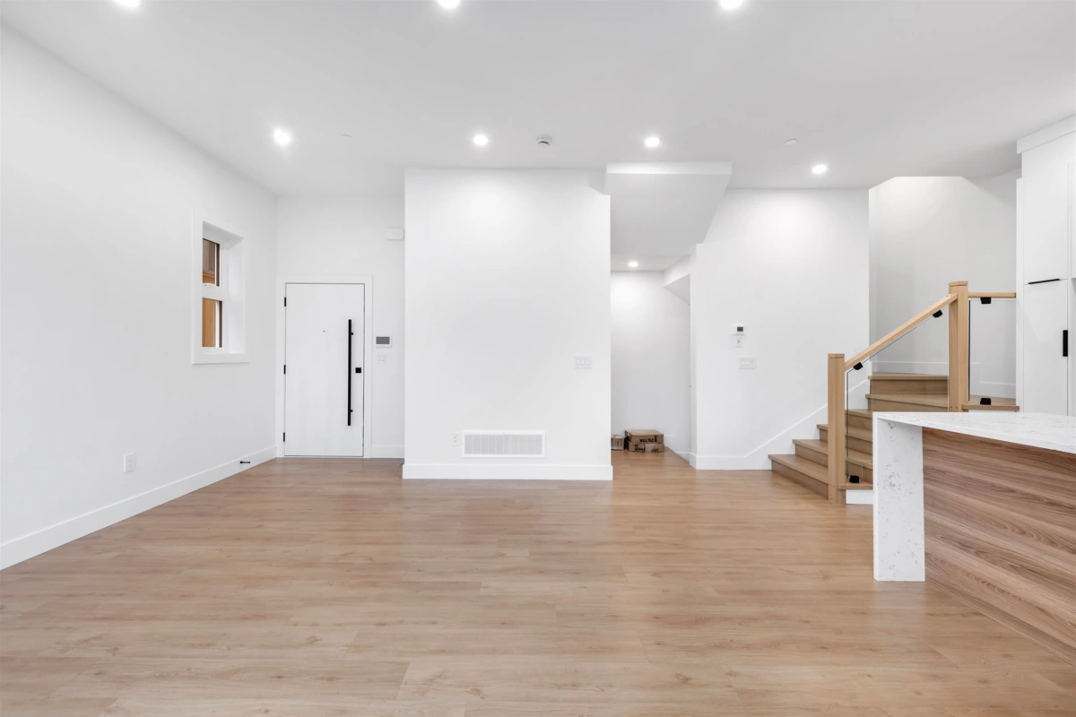 Kitchen Photo of 2 1160 Rossland Street, Vancouver, BC