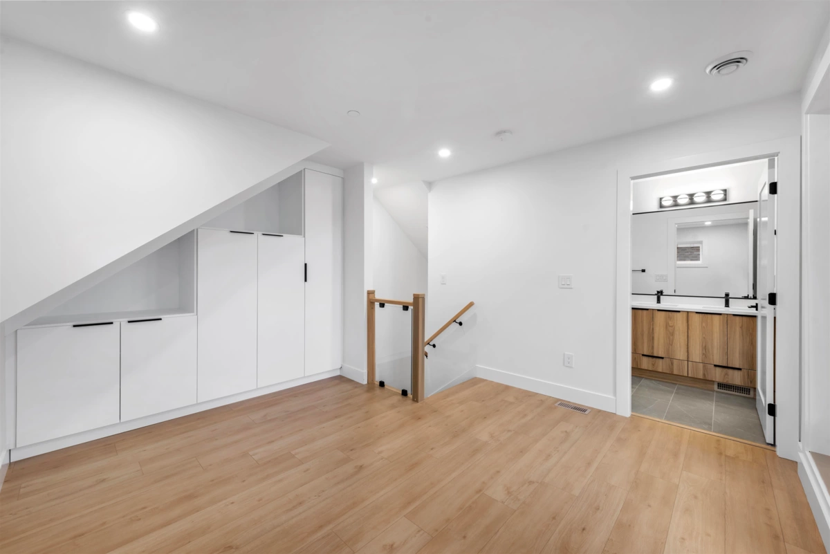 Mudroom Photo of 2 1160 Rossland Street, Vancouver, BC