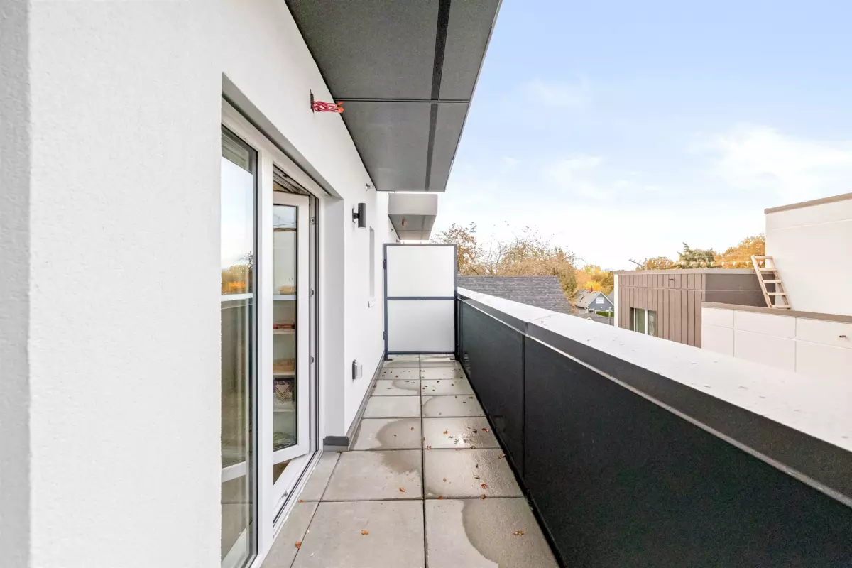 Front Yard Photo of 2069 E 1st Avenue, Vancouver, BC