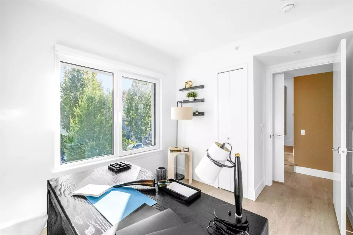 Laundry Room Photo of 2069 E 1st Avenue, Vancouver, BC