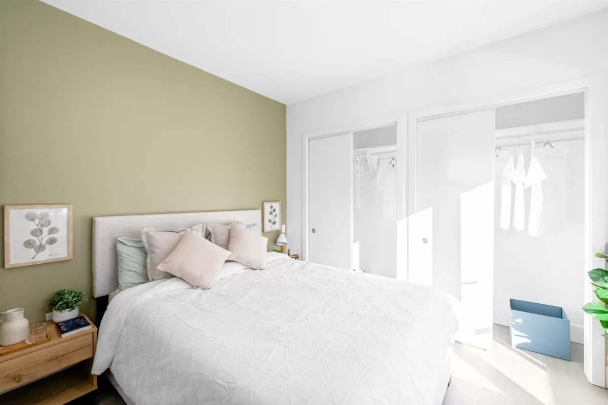 Walk-In Closet Photo of 2069 E 1st Avenue, Vancouver, BC