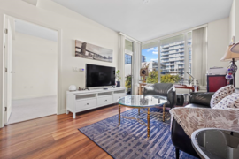 617 8677 Capstan Way, Richmond, BC