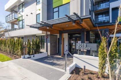 313 3018 St George Street, Port Moody, BC, Port Moody — Apartment/Condo for sale