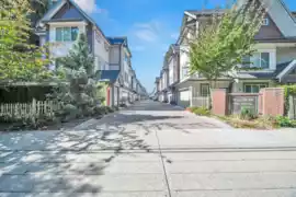 17 6971 122 Street, Surrey, BC