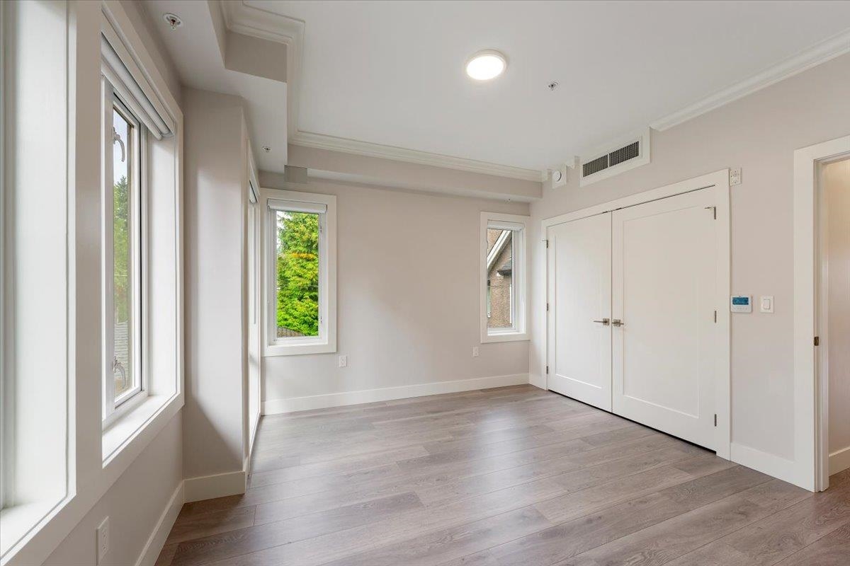Mudroom Photo of 7553 Oak Street, Vancouver, BC